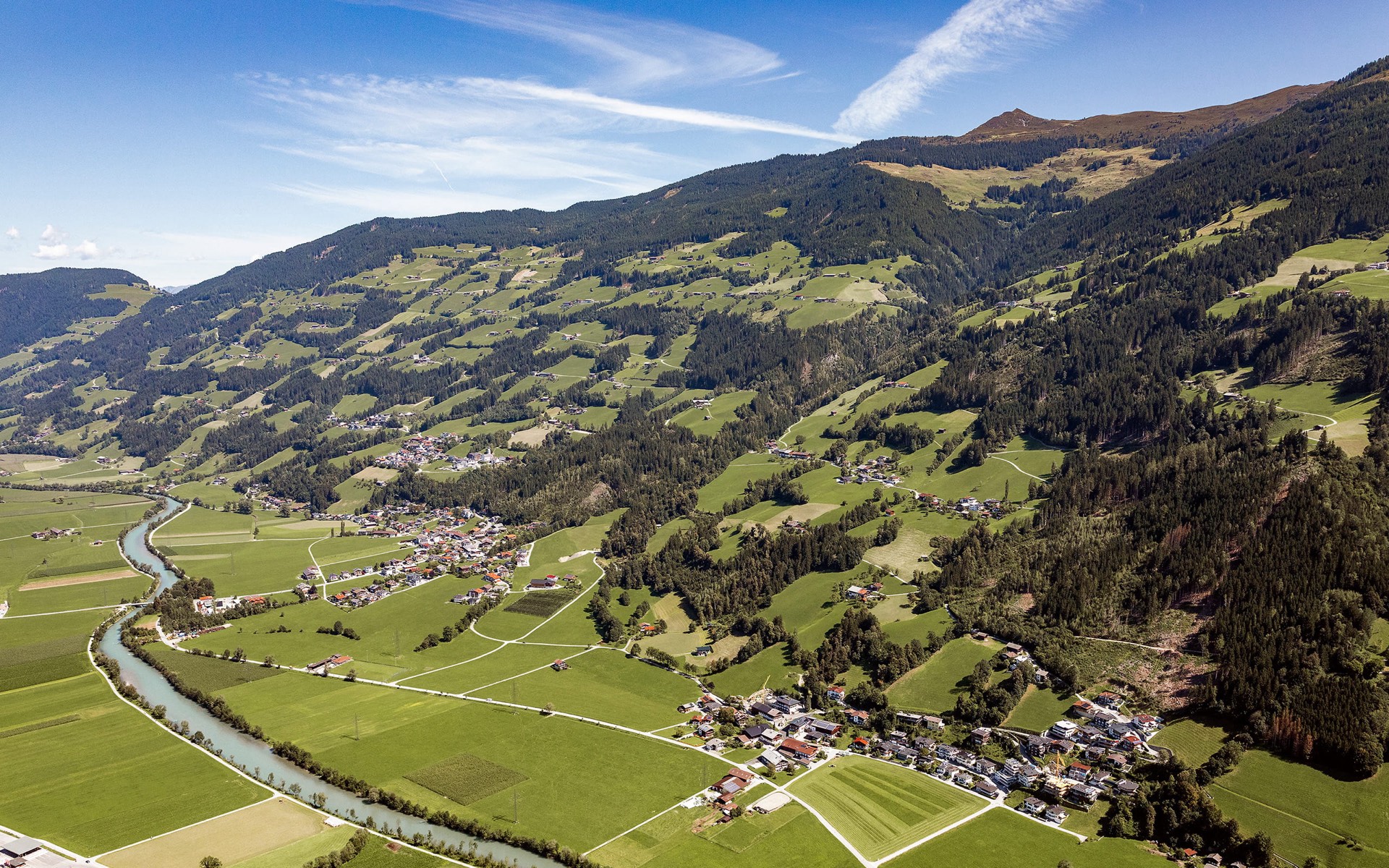 Hart im Zillertal von Westen